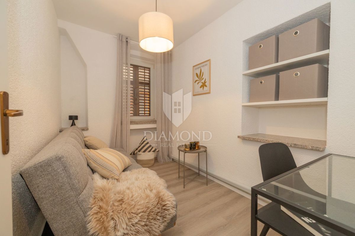 Appartamento in centro, tre camere da letto, terrazza, ripostiglio