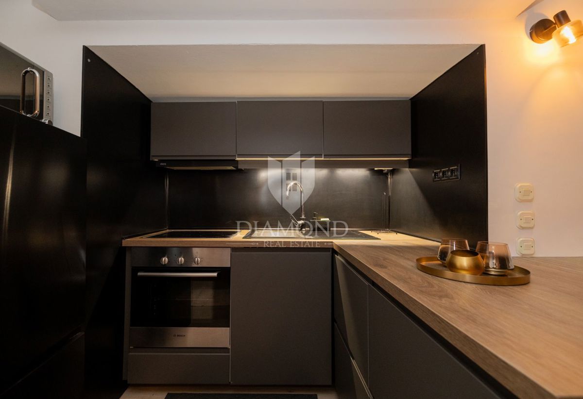 Appartamento in centro, tre camere da letto, terrazza, ripostiglio