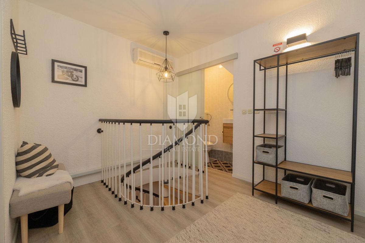 Appartamento in centro, tre camere da letto, terrazza, ripostiglio