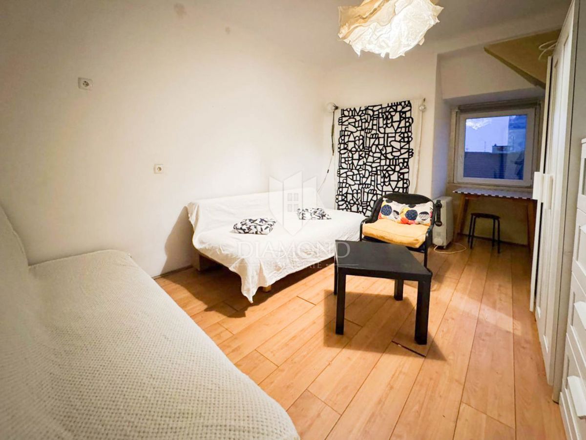 Zagabria, centro! Appartamento con tre camere da letto per investimento!