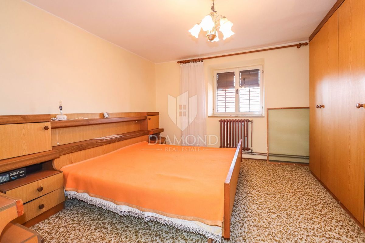 Due case spaziose vicino a Sanvincenti