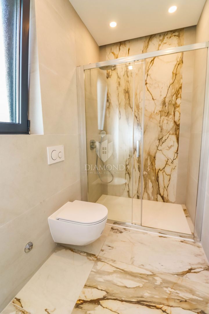 Appartamento moderno di lusso a Štinjan - nuova costruzione di qualità vicino alle spiagge