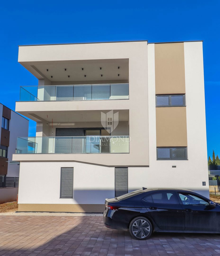 Appartamento moderno di lusso a Štinjan - nuova costruzione di qualità vicino alle spiagge