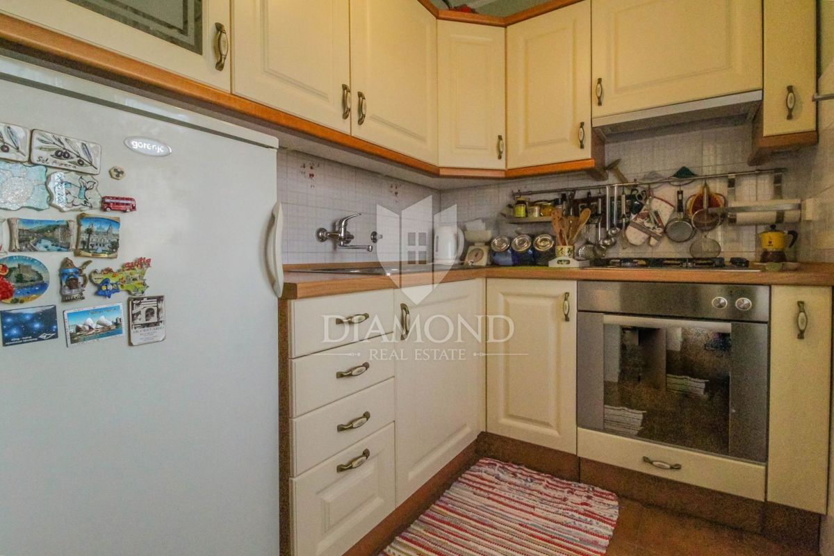 Buje, dintorni, casa indipendente con vista mare!