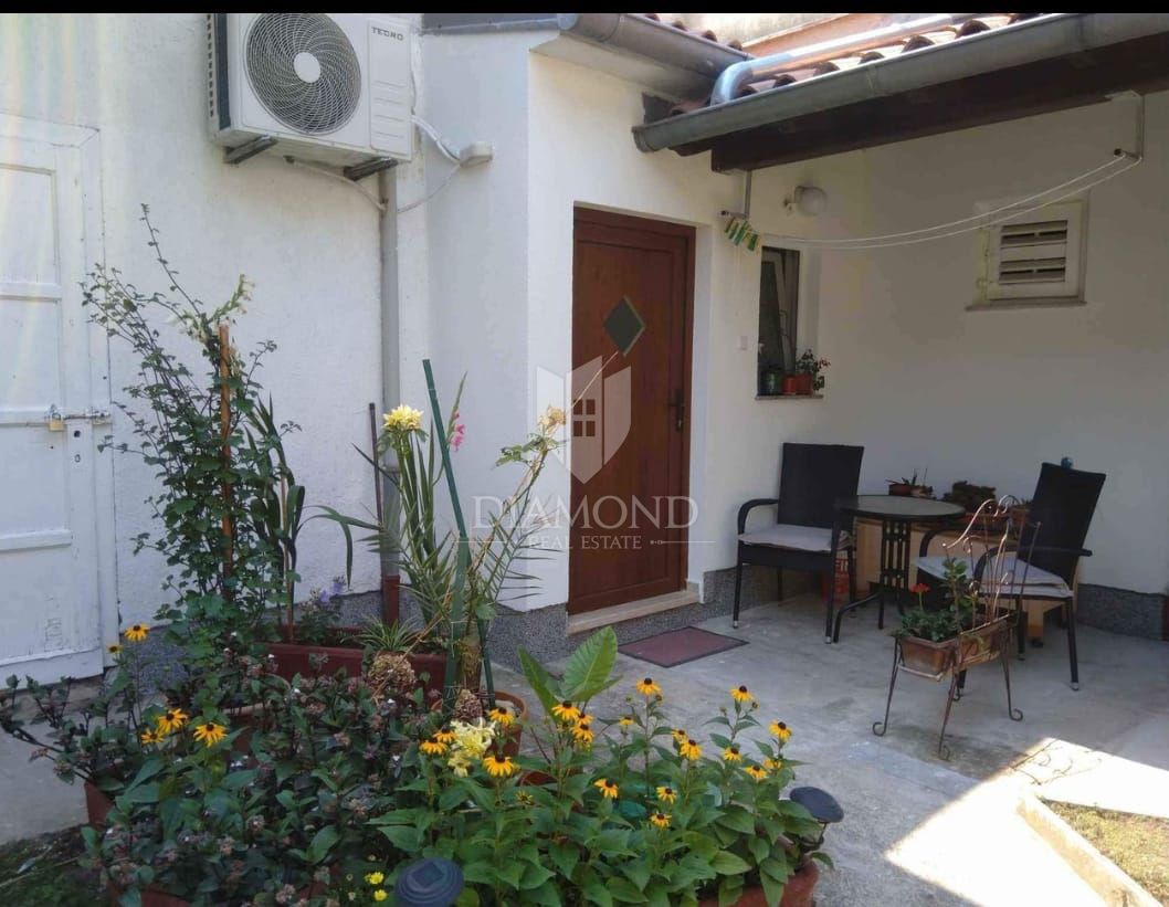 Appartamento con una camera da letto nel centro di Pola