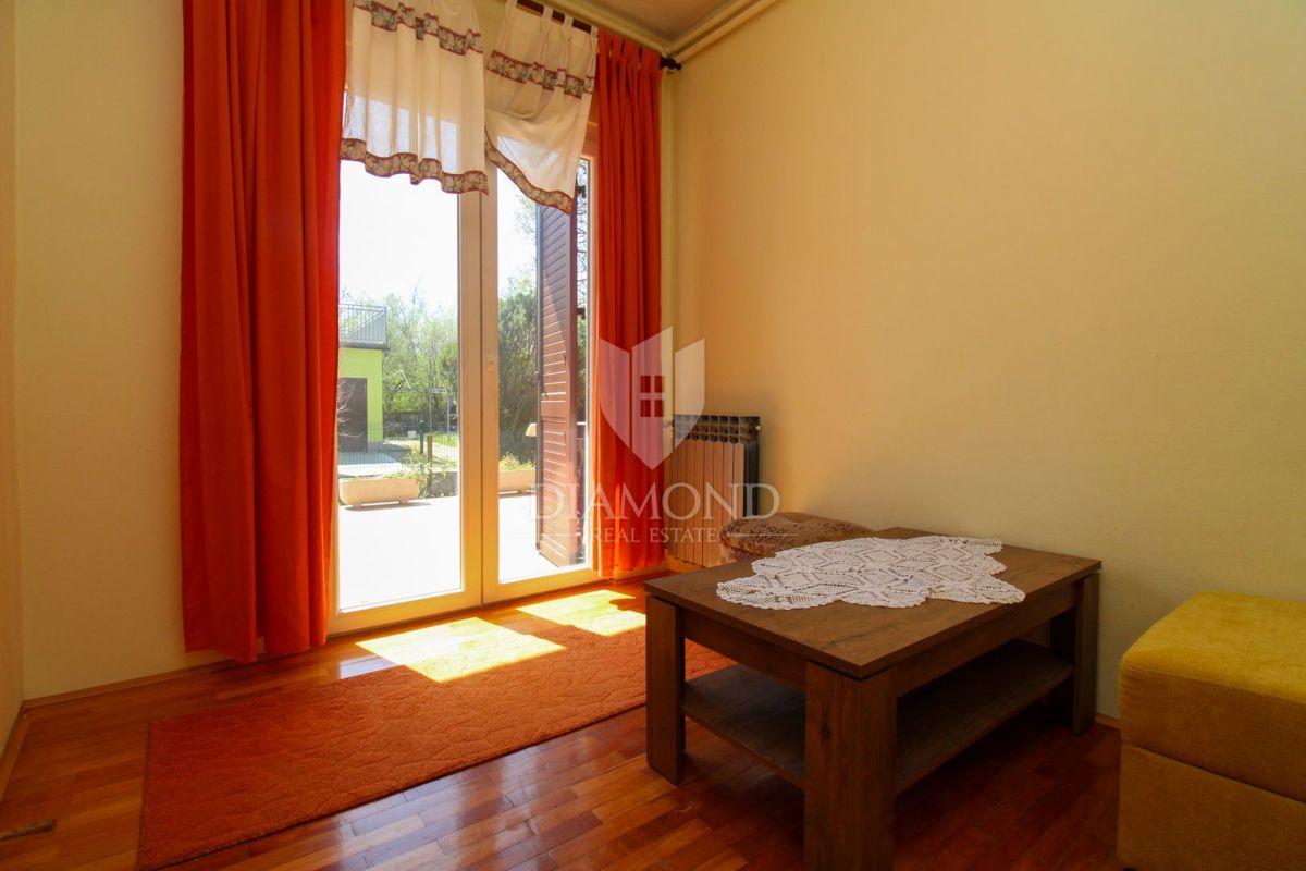 Labin, splendida casa familiare con tre unità abitative separate