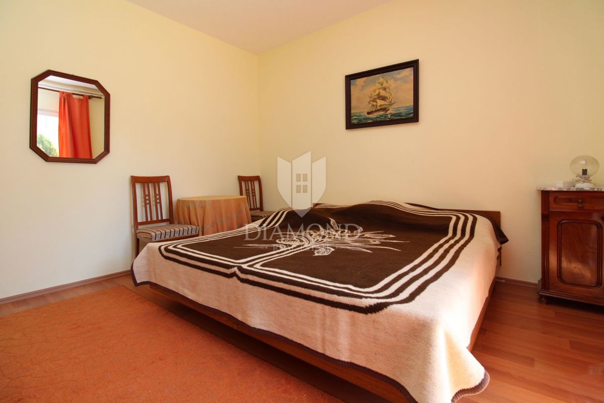 Labin, splendida casa familiare con tre unità abitative separate