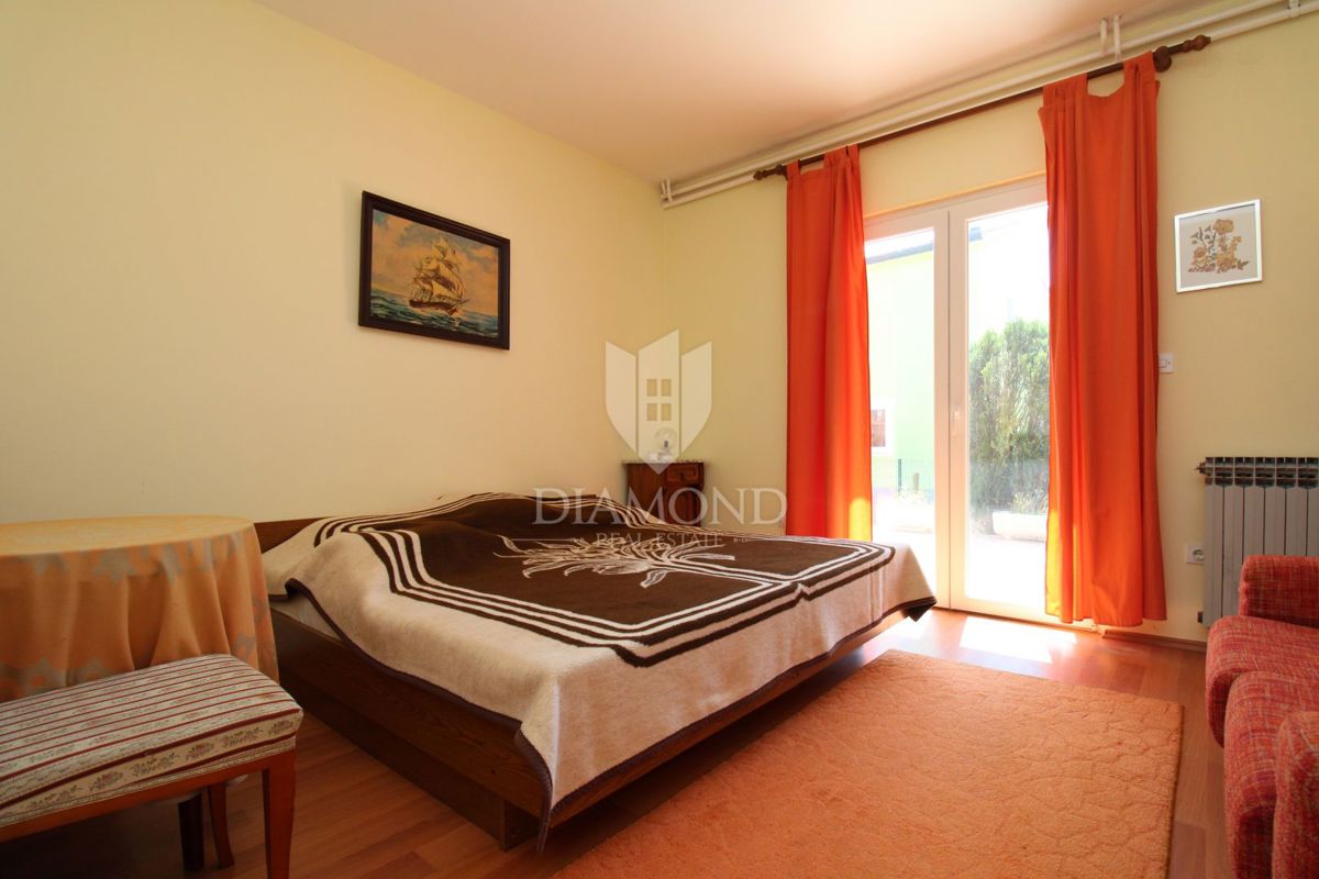 Labin, splendida casa familiare con tre unità abitative separate