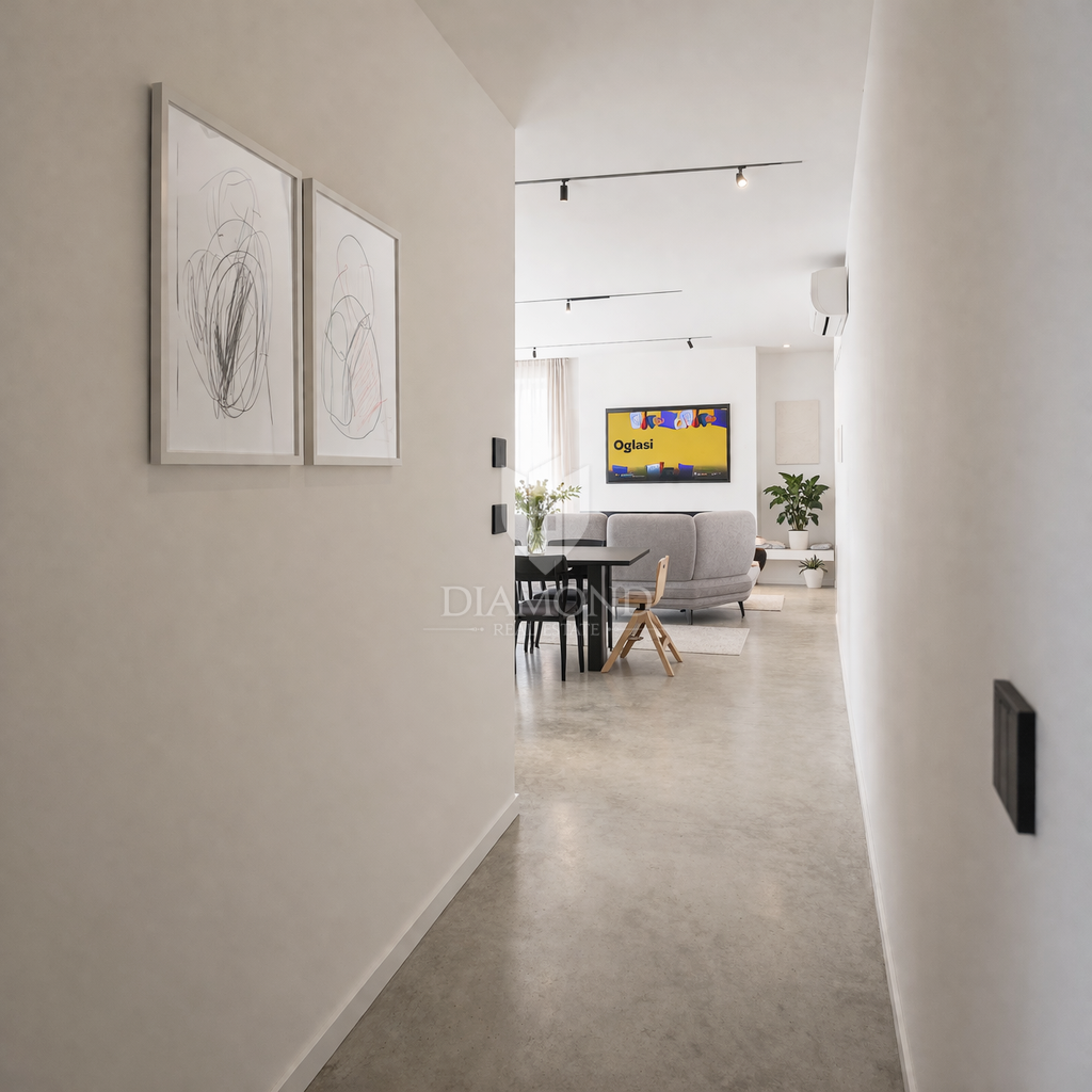 Labin, a 1 km dal centro città, casa moderna a un solo piano.