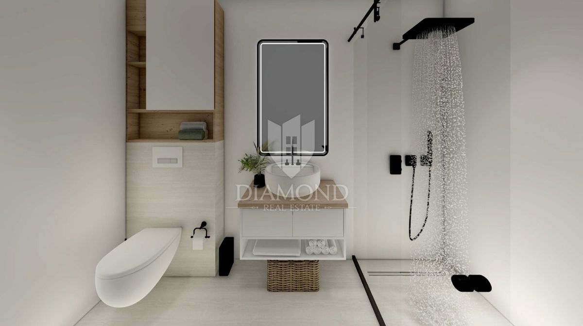 Umag, appartamento di lusso a 150 metri dal mare con giardino!