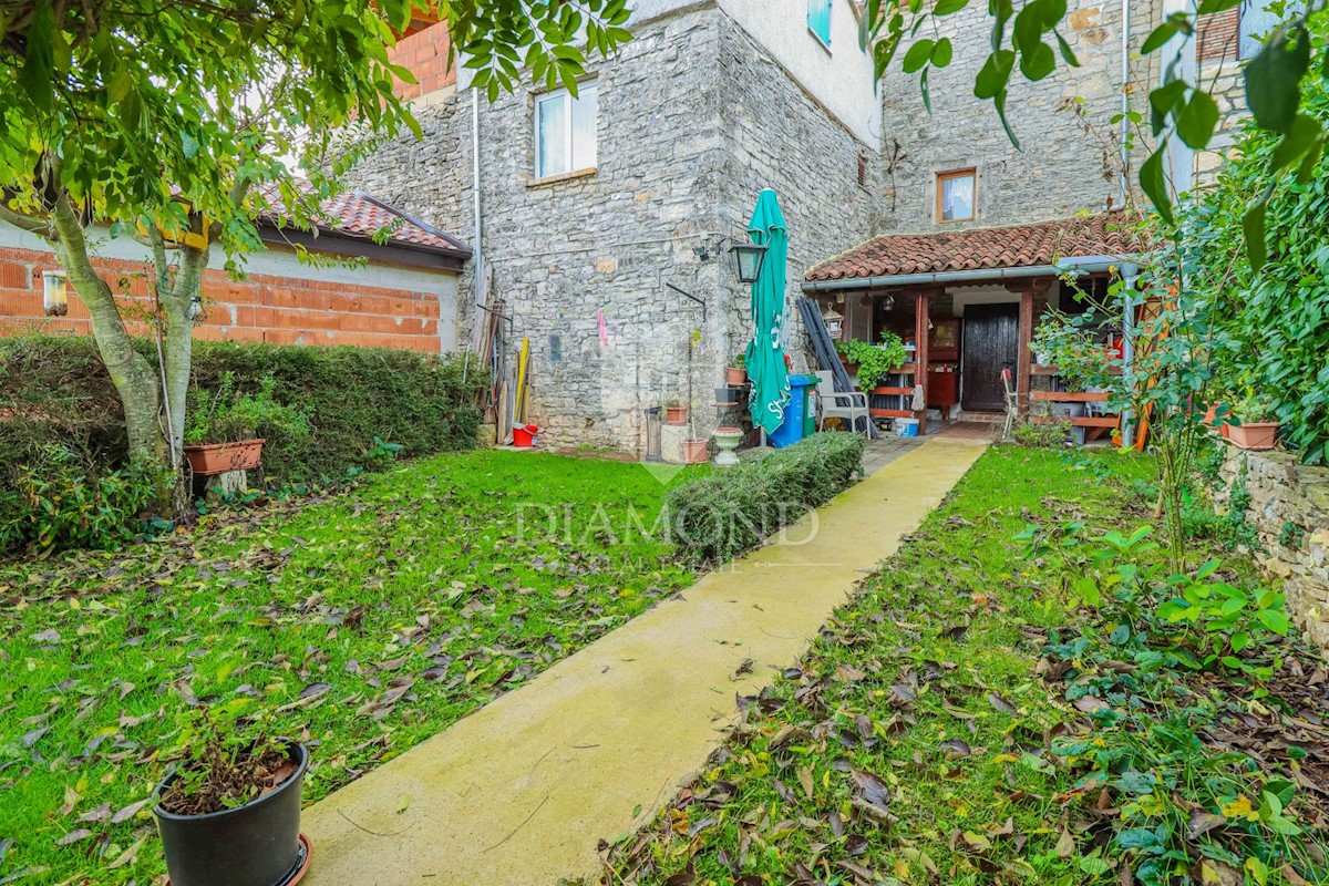 Grisignana, dintorni! Bella casa in pietra d'Istria!