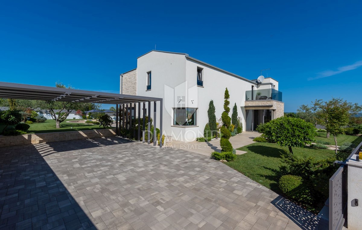 Motovun, dintorni, casa di lusso con piscina