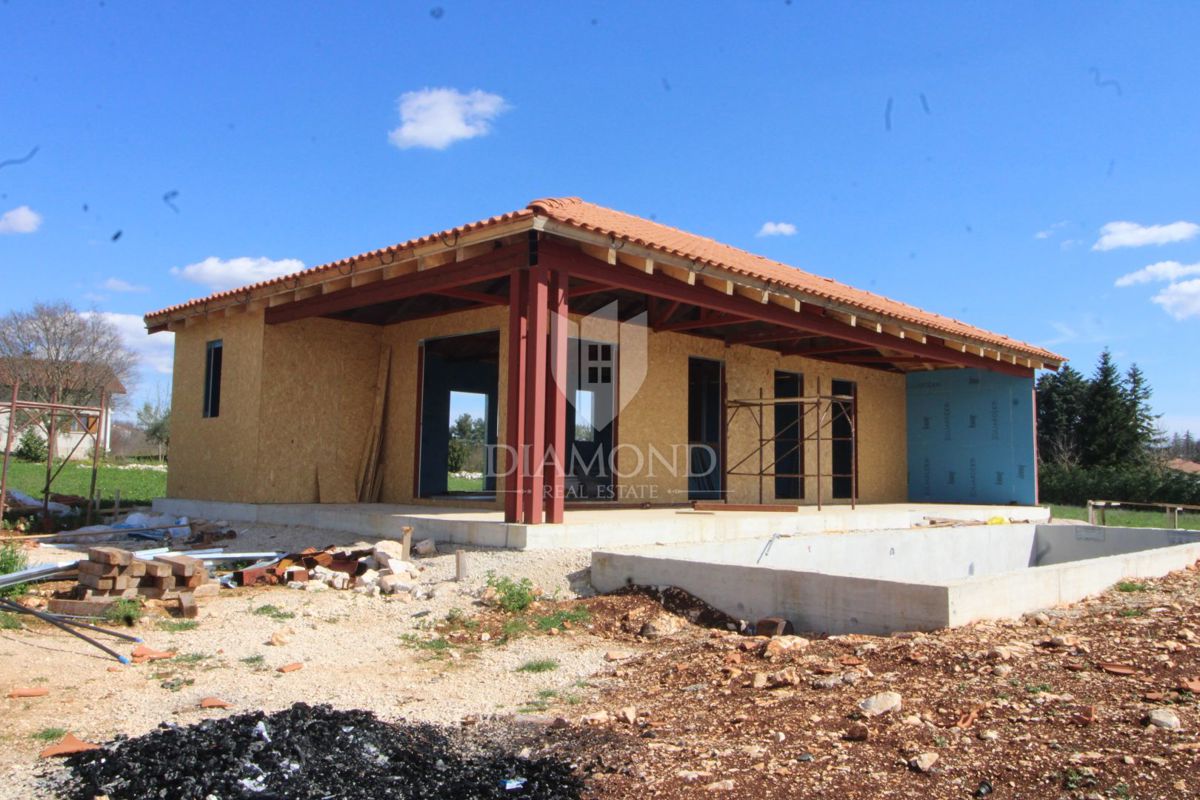 Žminj, dintorni, casa unifamiliare di nuova costruzione con piscina.