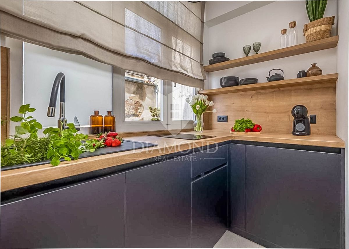 Pola, appartamento di lusso nel centro della città