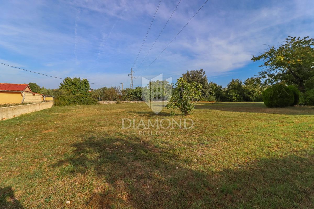 Rovigno, ottimo terreno con vista sul mare
