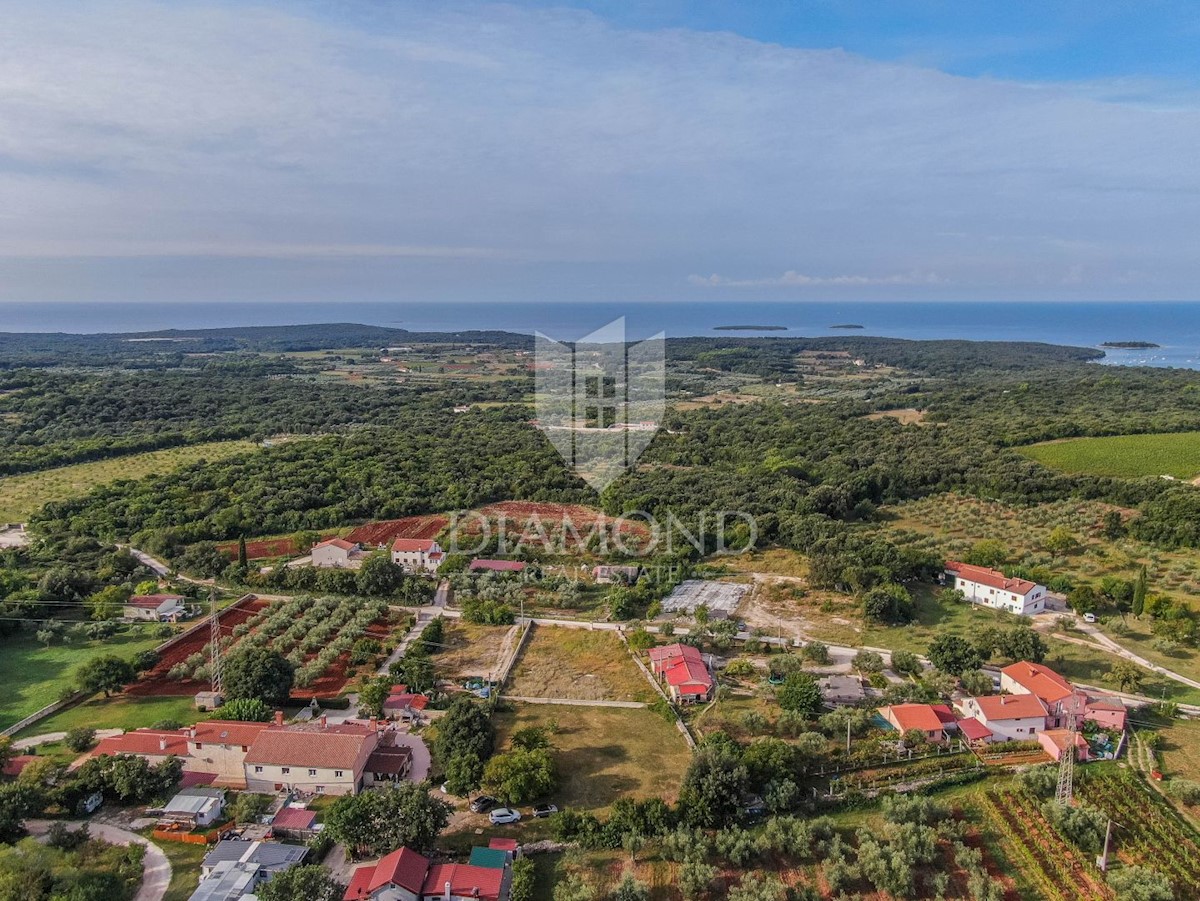 Rovigno, ottimo terreno con vista sul mare