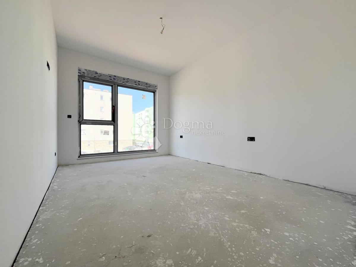 Appartamento monolocale, piano terra, con cortile, nuova costruzione, Umago