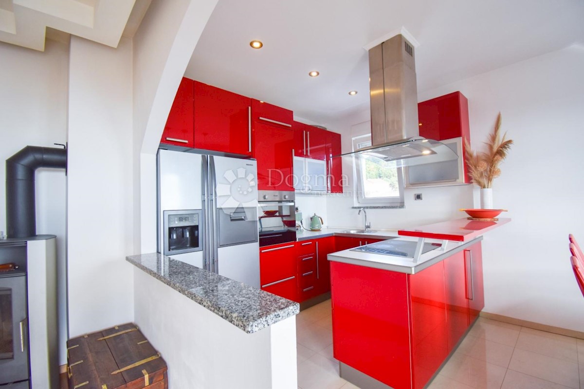 Ičići – Appartamento Moderno a 400 m dal Mare