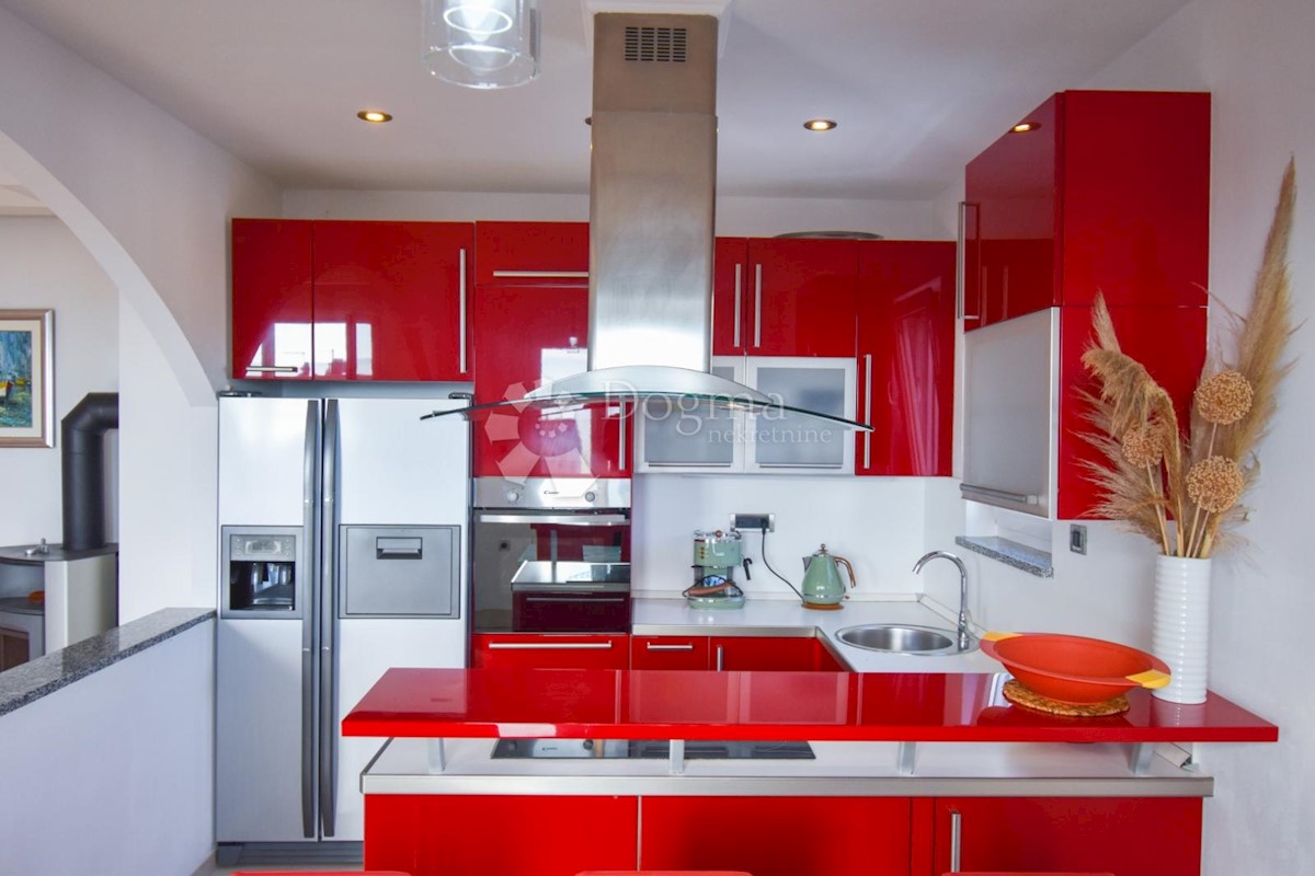 Ičići – Appartamento Moderno a 400 m dal Mare