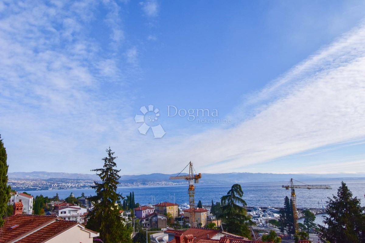 Ičići – Appartamento Moderno a 400 m dal Mare