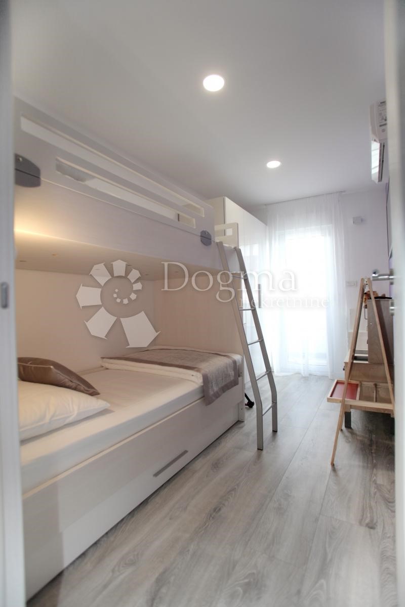 Casa Kaštel Kambelovac, Kaštela, 280m2