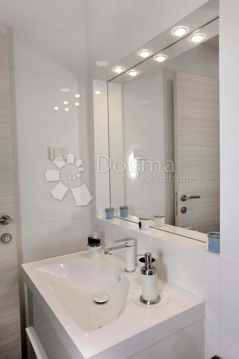 Casa Kaštel Kambelovac, Kaštela, 280m2