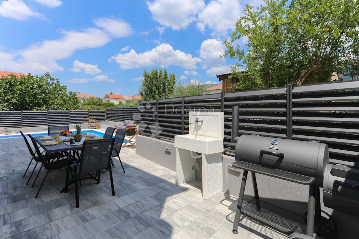 Casa Kaštel Kambelovac, Kaštela, 280m2