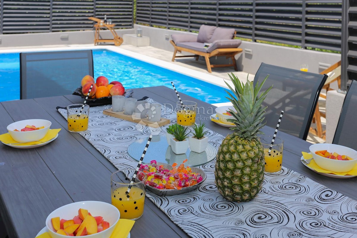 Casa Kaštel Kambelovac, Kaštela, 280m2