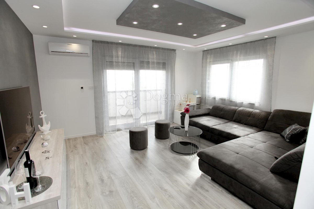 Casa Kaštel Kambelovac, Kaštela, 280m2