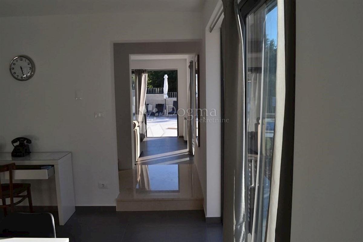 Casa Tinjan, jakovici červari 69g, 145m2