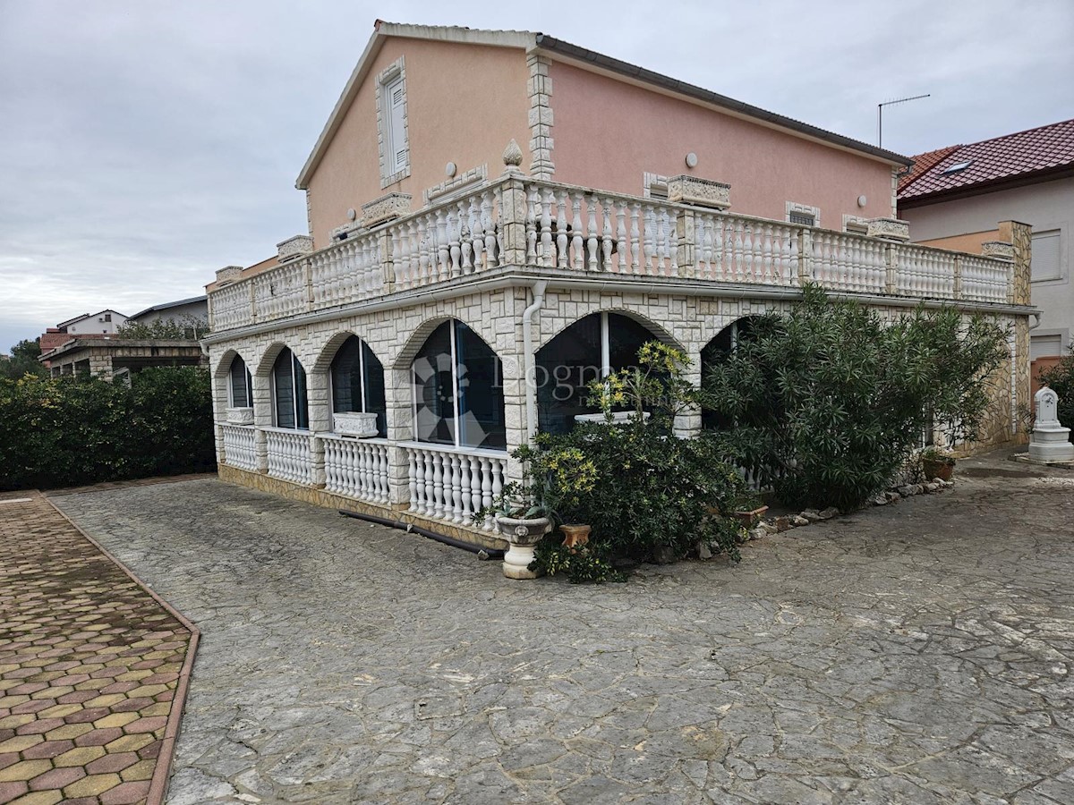 Casa Pirovac, 150m2