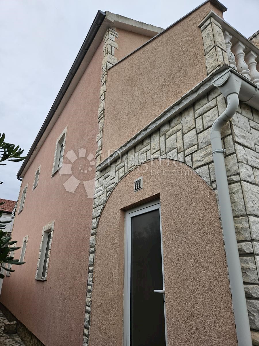 Casa Pirovac, 150m2