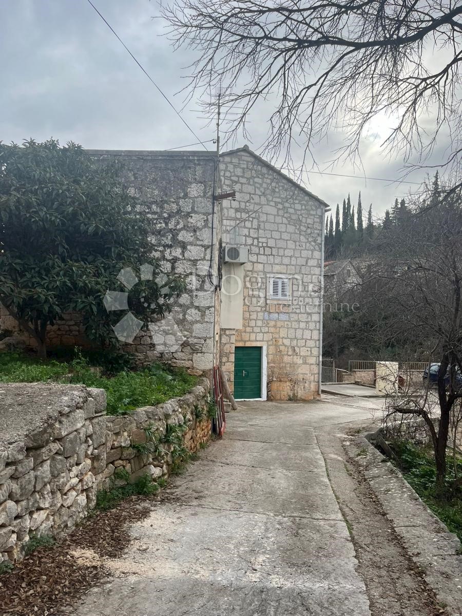 Casa Ložišća, Milna, 90m2