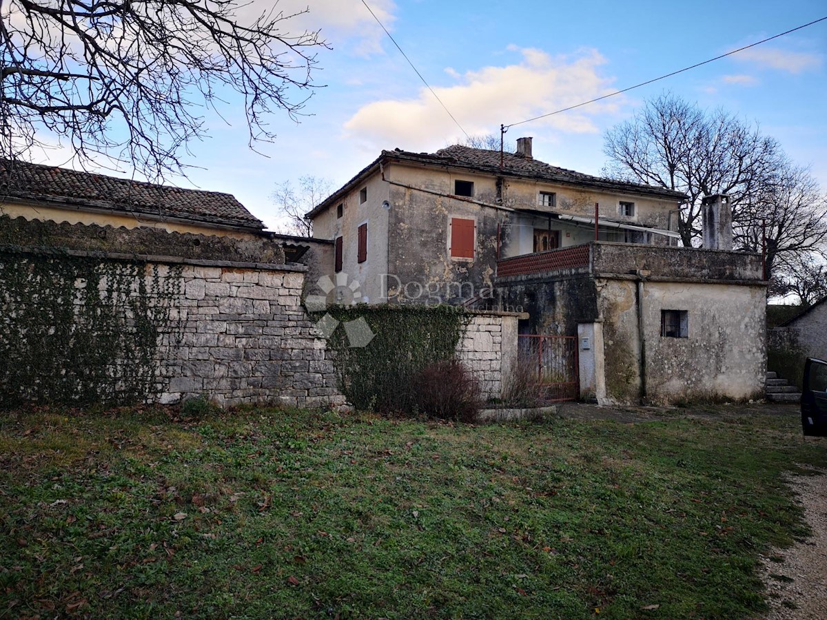 Casa Lindar, Pazin - Okolica, 360m2