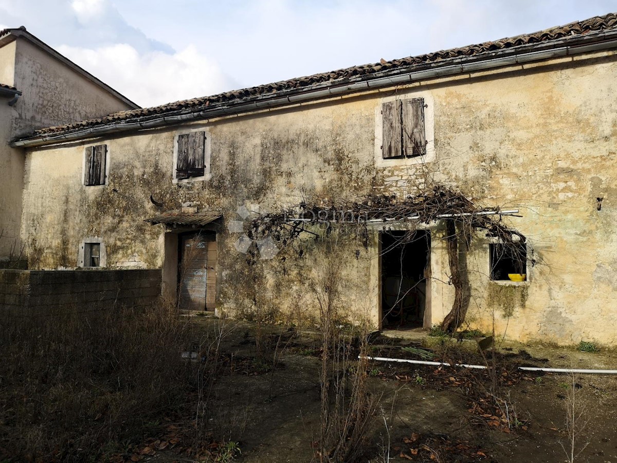 Casa Lindar, Pazin - Okolica, 360m2