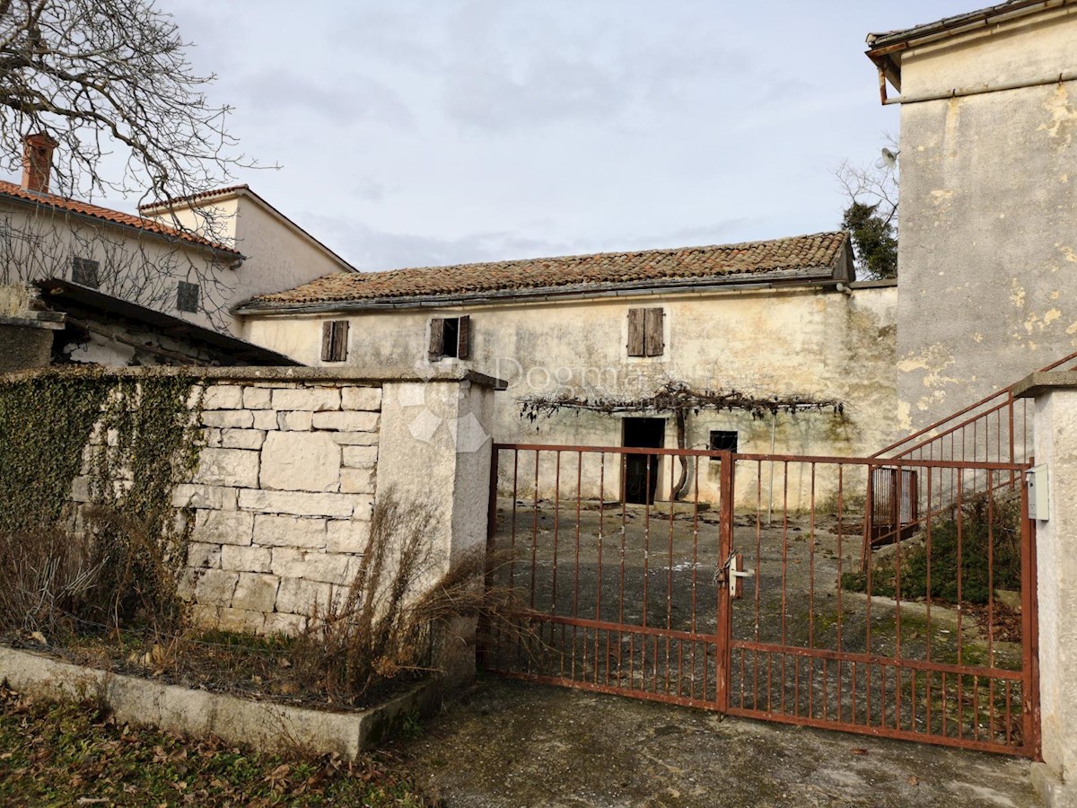 Casa Lindar, Pazin - Okolica, 360m2