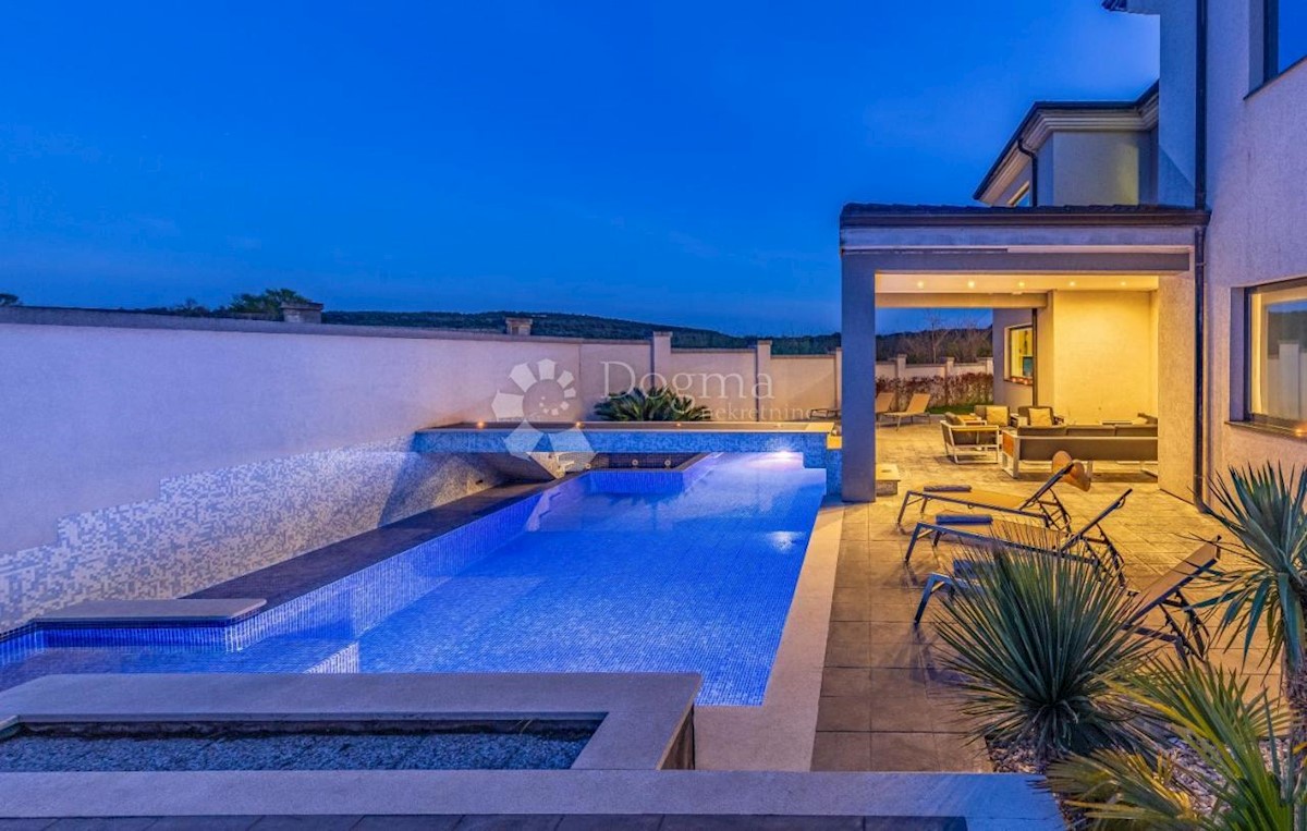 Casa Banjole, Medulin, 800m2