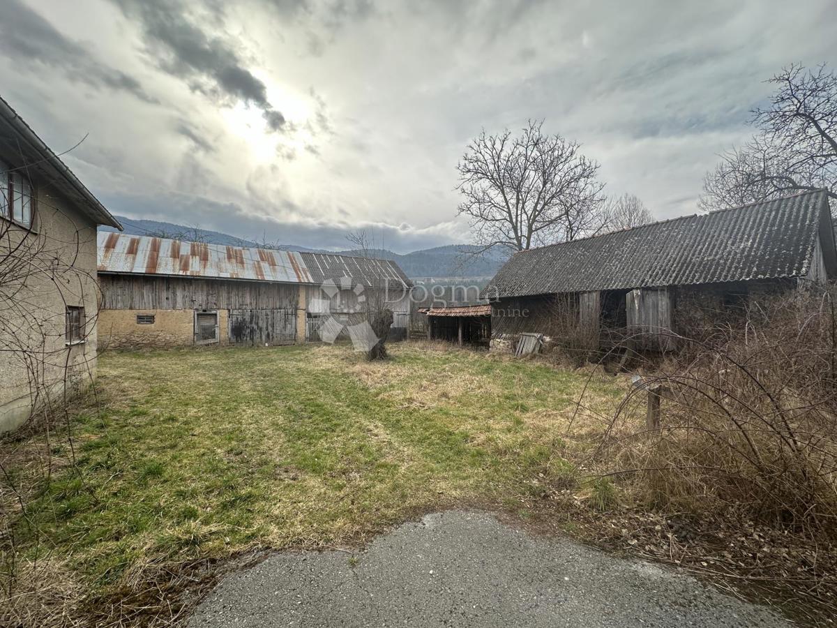 Casa Ličko Lešće, Otočac, 200m2