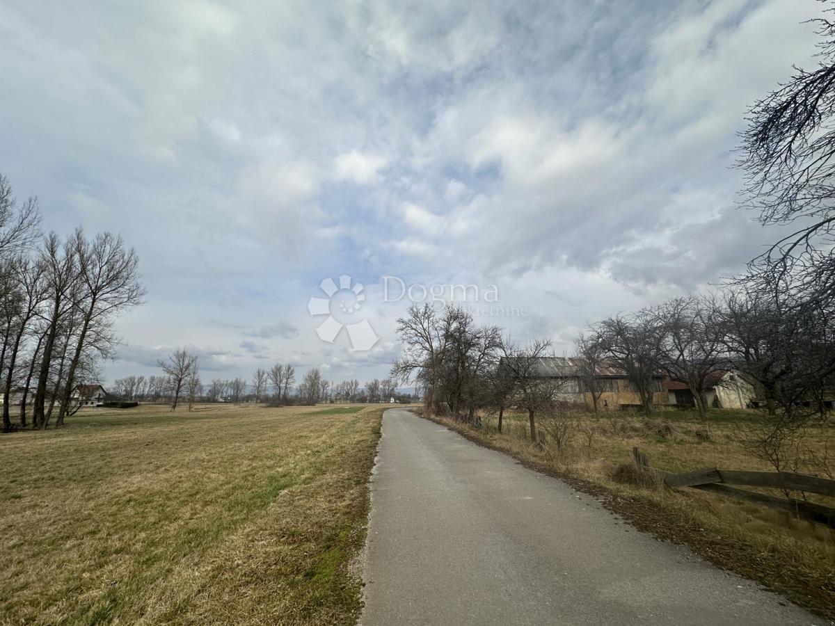 Casa Ličko Lešće, Otočac, 200m2