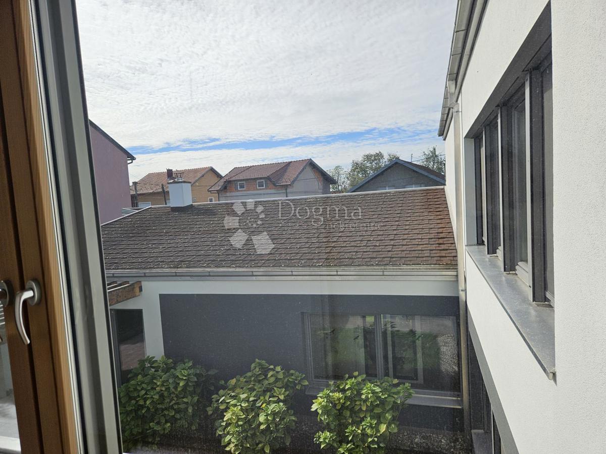 Casa Mala Mlaka, Novi Zagreb - Zapad, 354m2