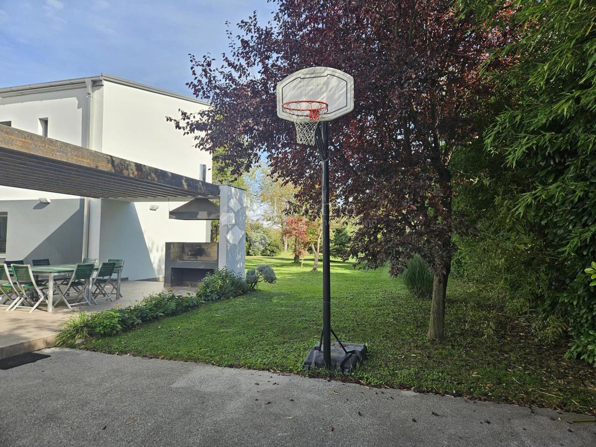 Casa Mala Mlaka, Novi Zagreb - Zapad, 354m2