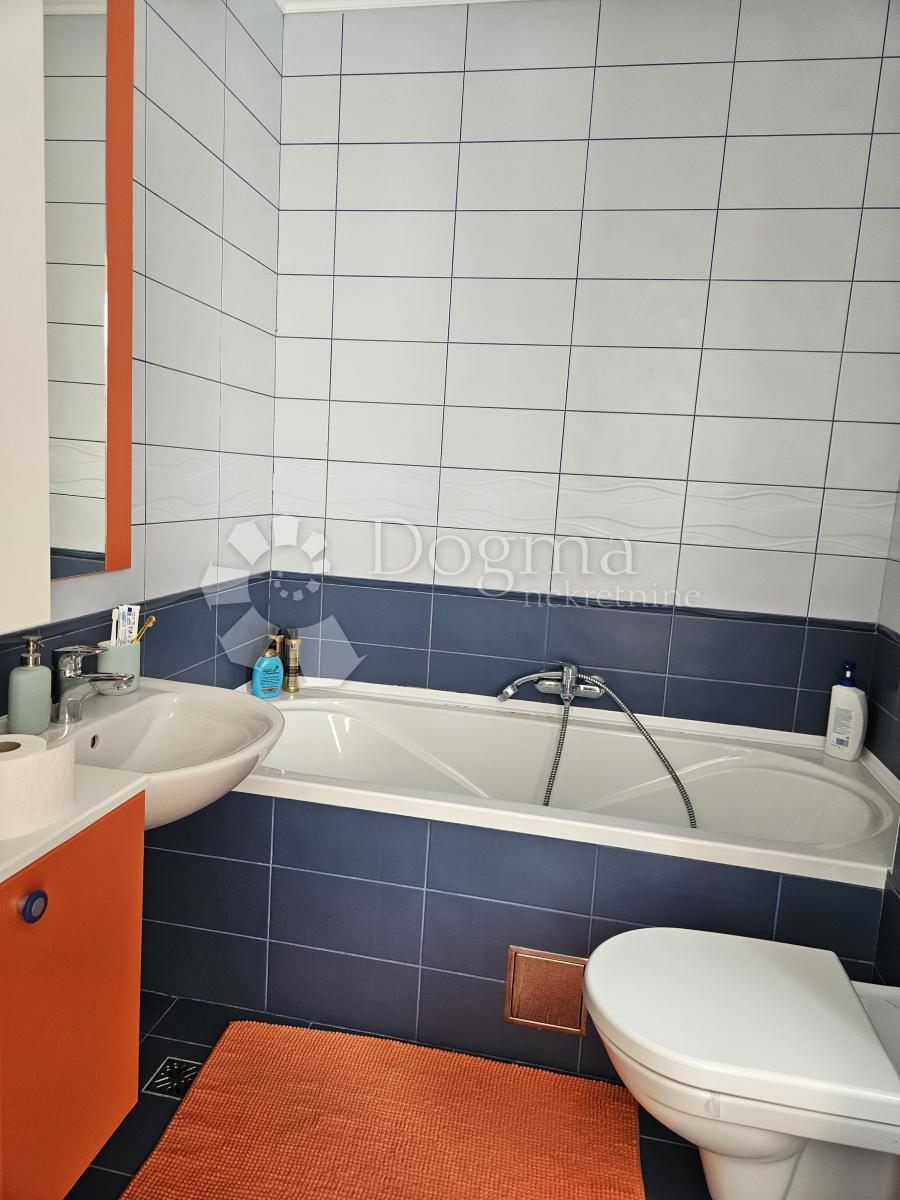 Casa Mala Mlaka, Novi Zagreb - Zapad, 354m2