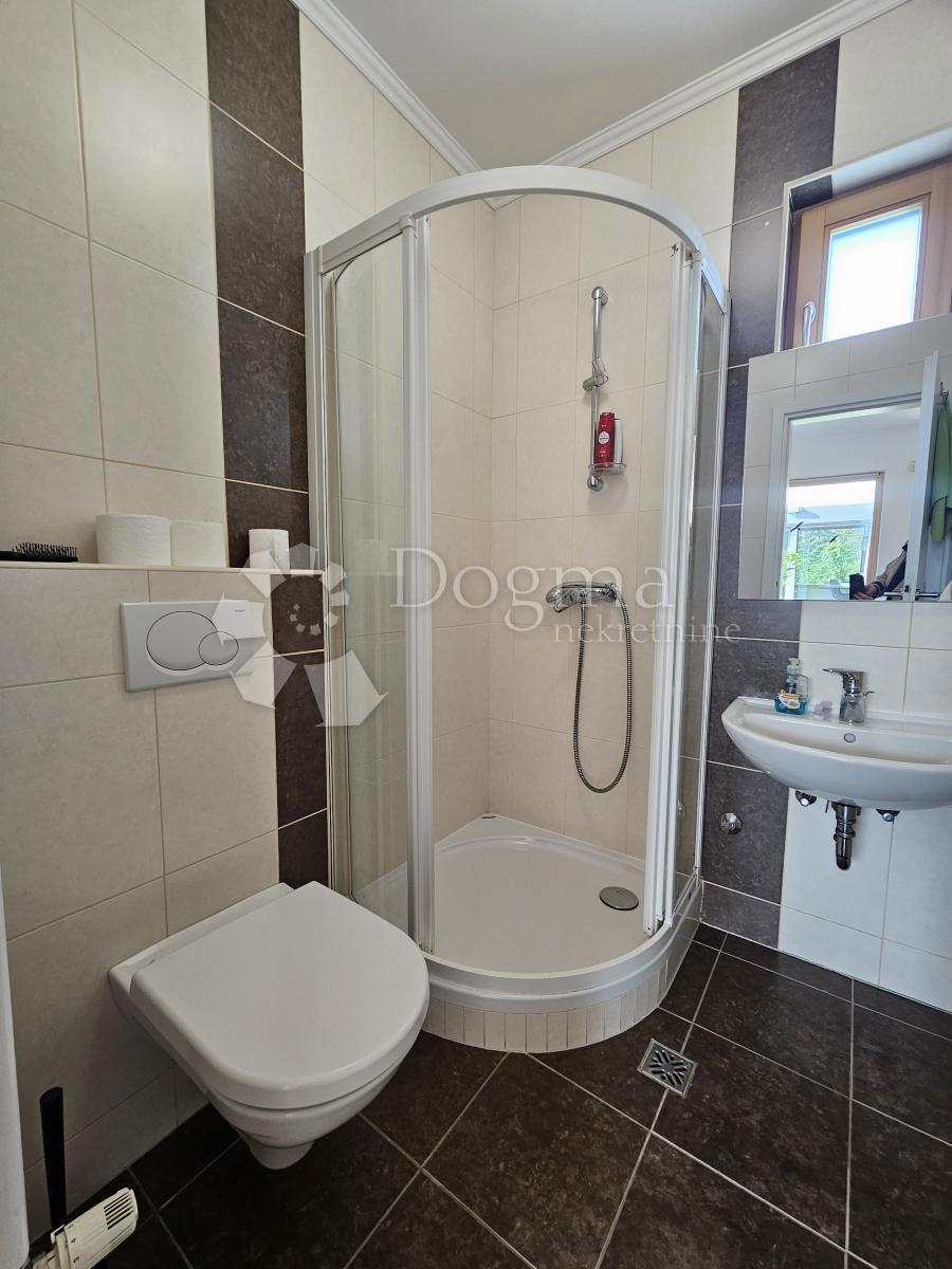 Casa Mala Mlaka, Novi Zagreb - Zapad, 354m2