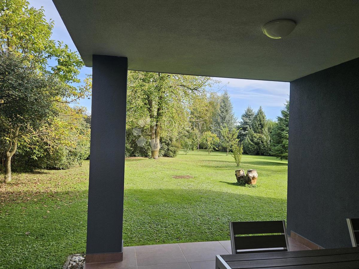 Casa Mala Mlaka, Novi Zagreb - Zapad, 354m2