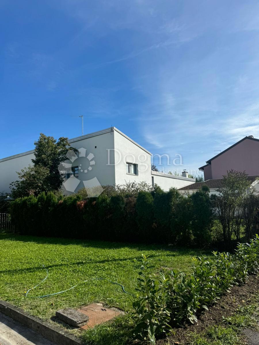 Casa Mala Mlaka, Novi Zagreb - Zapad, 354m2