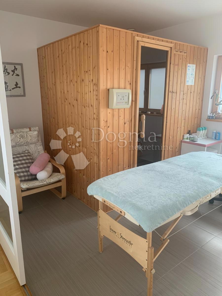 Casa Mala Mlaka, Novi Zagreb - Zapad, 354m2