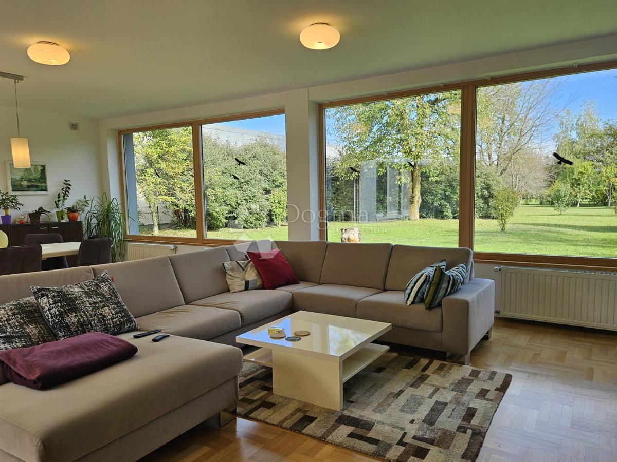 Casa Mala Mlaka, Novi Zagreb - Zapad, 354m2