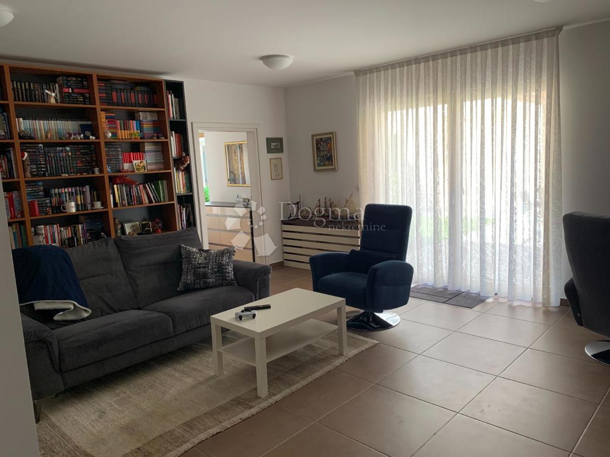 Casa Mala Mlaka, Novi Zagreb - Zapad, 354m2