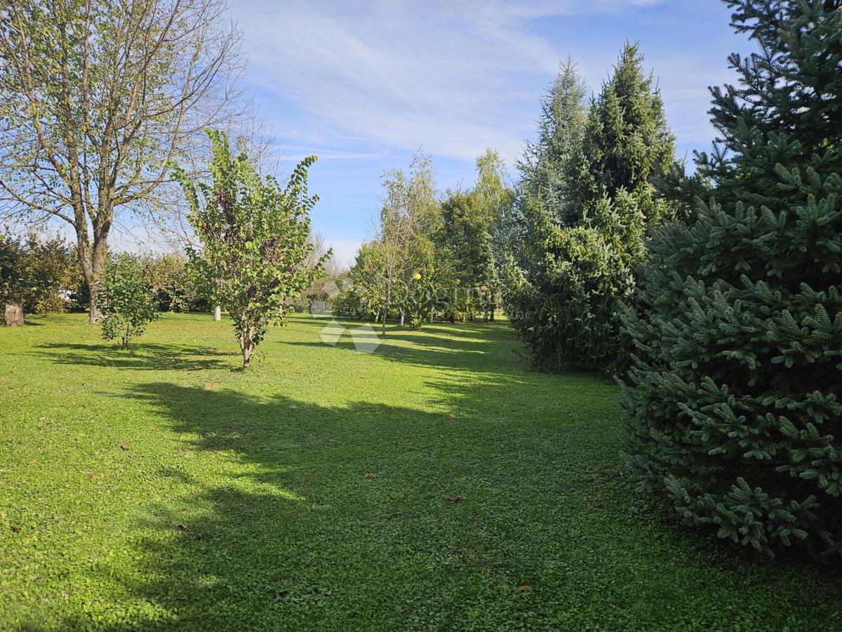 Casa Mala Mlaka, Novi Zagreb - Zapad, 354m2
