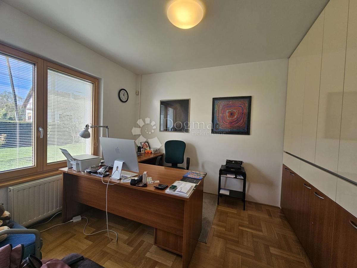 Casa Mala Mlaka, Novi Zagreb - Zapad, 354m2